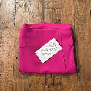 Closeout!▪️NWT Lululemon Invigorate HR Leggings-25”
